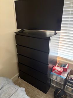 Black 6-Drawer Tall Dresser