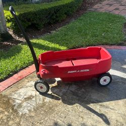 Radio Flyer Wagon 