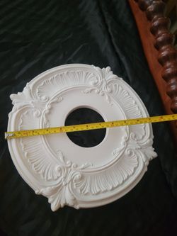 White Decorative Ceiling Medallion