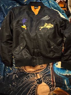 The Hundreds X Looney Tunes Bomber Jacket Road Runner Wile E. Coyote