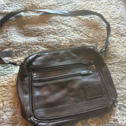 Womens Relic Cross Body Messenger Bag. by Fossil