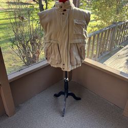 Men’s Expeditions Brand Winter Vest