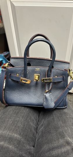 Woman’s purse