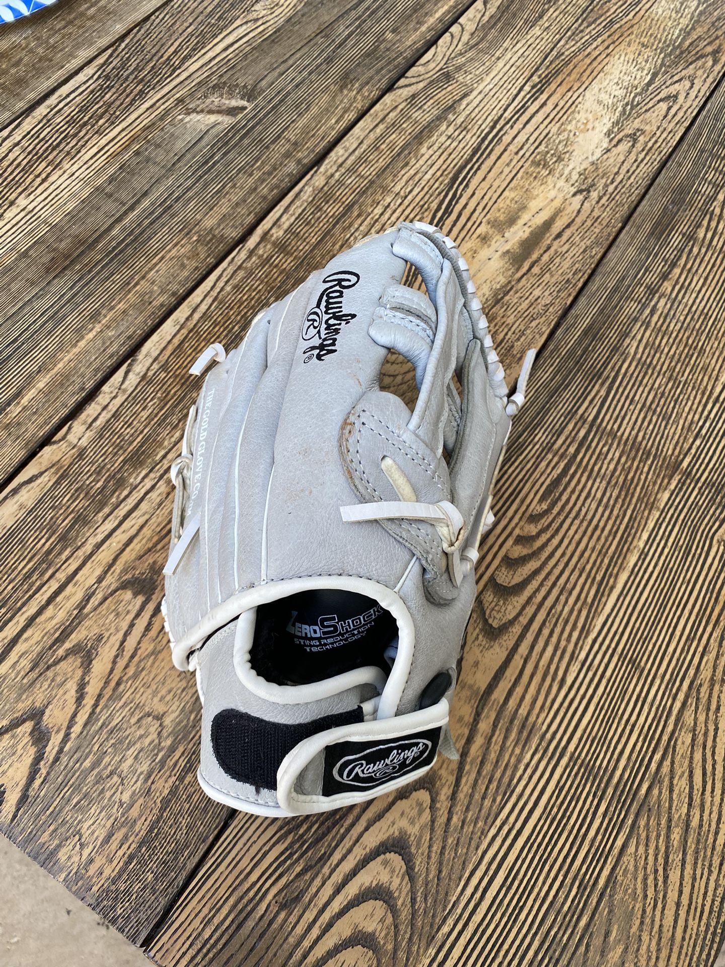 Rawlings Softball Glove