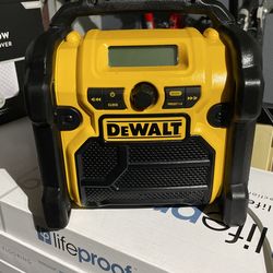 Dewalt Radio