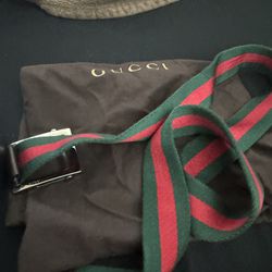 100% Authentic Gucci Belt Size - 95/38 Woman’s Belt- Used 70$