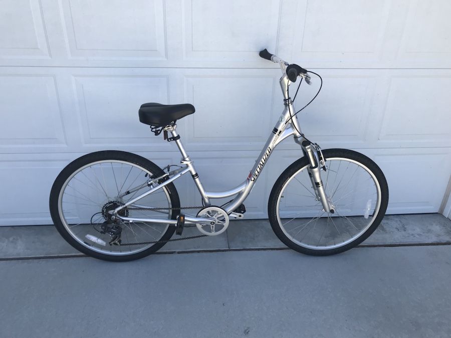 Specialized expedition store low entry
