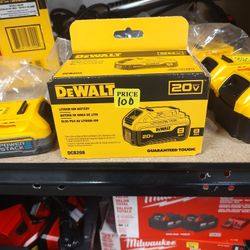 DeWalt 20 V Max 8.0 Battery 