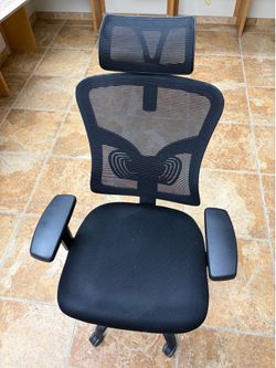 Black office chair adjustable - Good condition