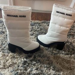 Michael KORS Womens Boots