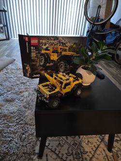 Lego Technic Jeep Wrangle Rubicon Fully Assembled With Box And Manual Set 42122