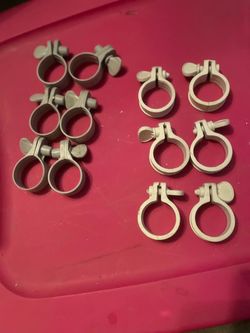 Above ground pool, connectors and hose grips