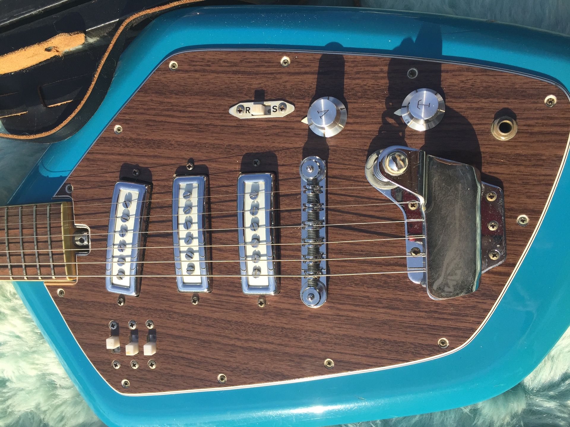 Japan Teisco Del Ray EV3T Vox Phantom Teardrop Copy 1968! All parts original. Fully serviced