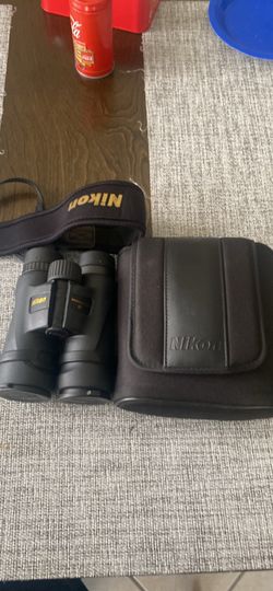 Nikon monarch 5 binoculars