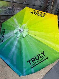 7ft Truly Umbrella