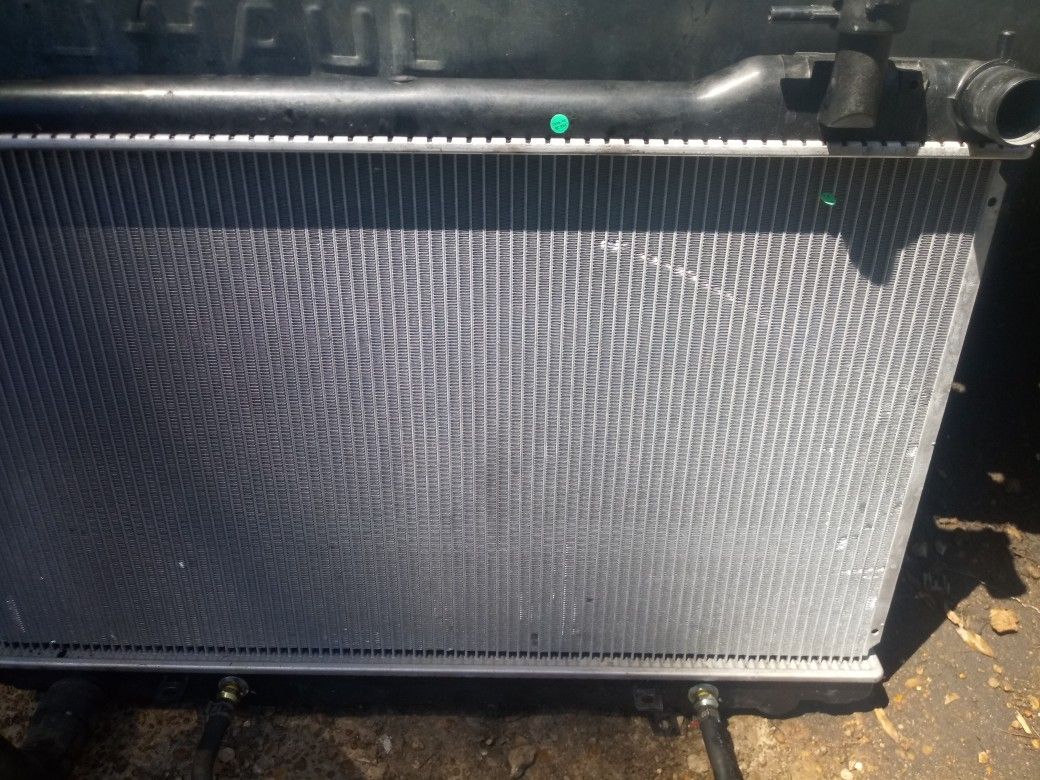 G35 radiator