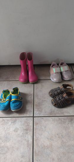 Girl Shoes/ Rainboots Size 5-6 And 7