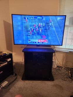 55in tv curved and table