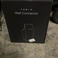 Tesla Wall Connector