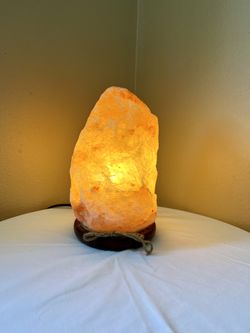 Real Himalayan Salt Lamp 