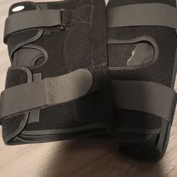 Universal Hinged Knee Brace / Size: Universal ... 