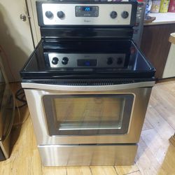 Excellent Condition Black And Stainless Whirlpool Glass Top Stove With Self Cleaning Oven