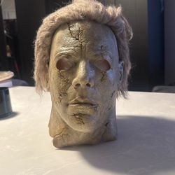 Tots Micheal Myers Mask