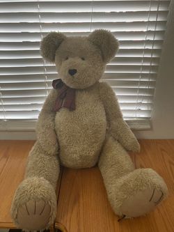 Retired GIANT Boyd Bear