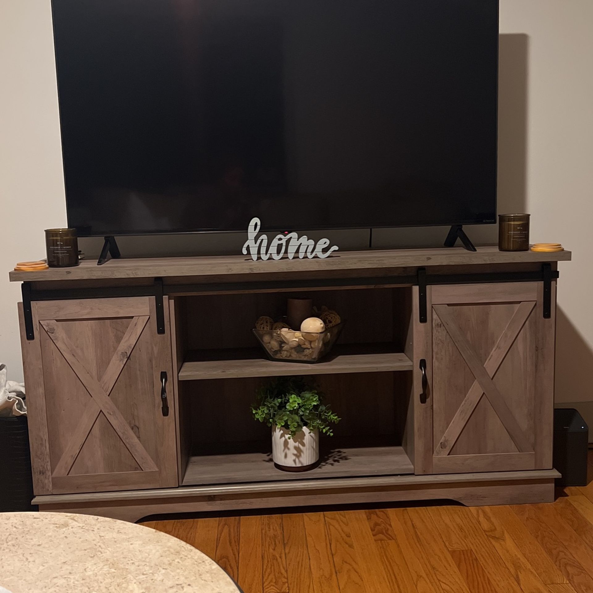 Tv Stand 