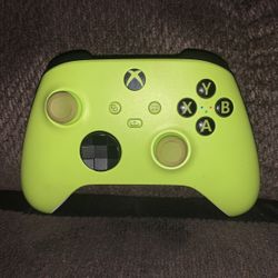 Xbox Series X/s Wireless Controller 