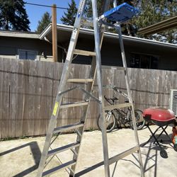Like New 8’ Aluminum Lite Weight Ladder