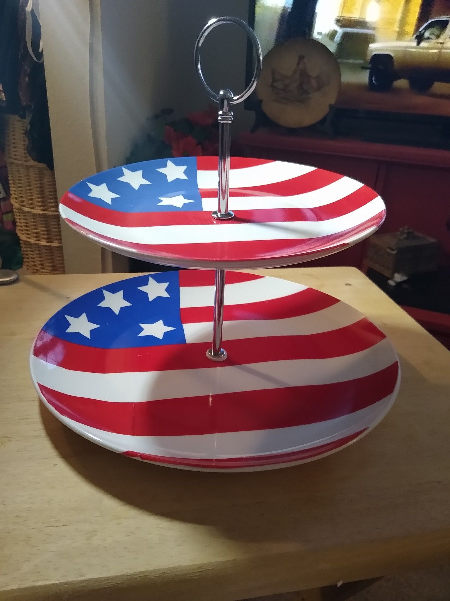 Red Blue 2 Tier Serving Tray Round Patriotic Cake Plates