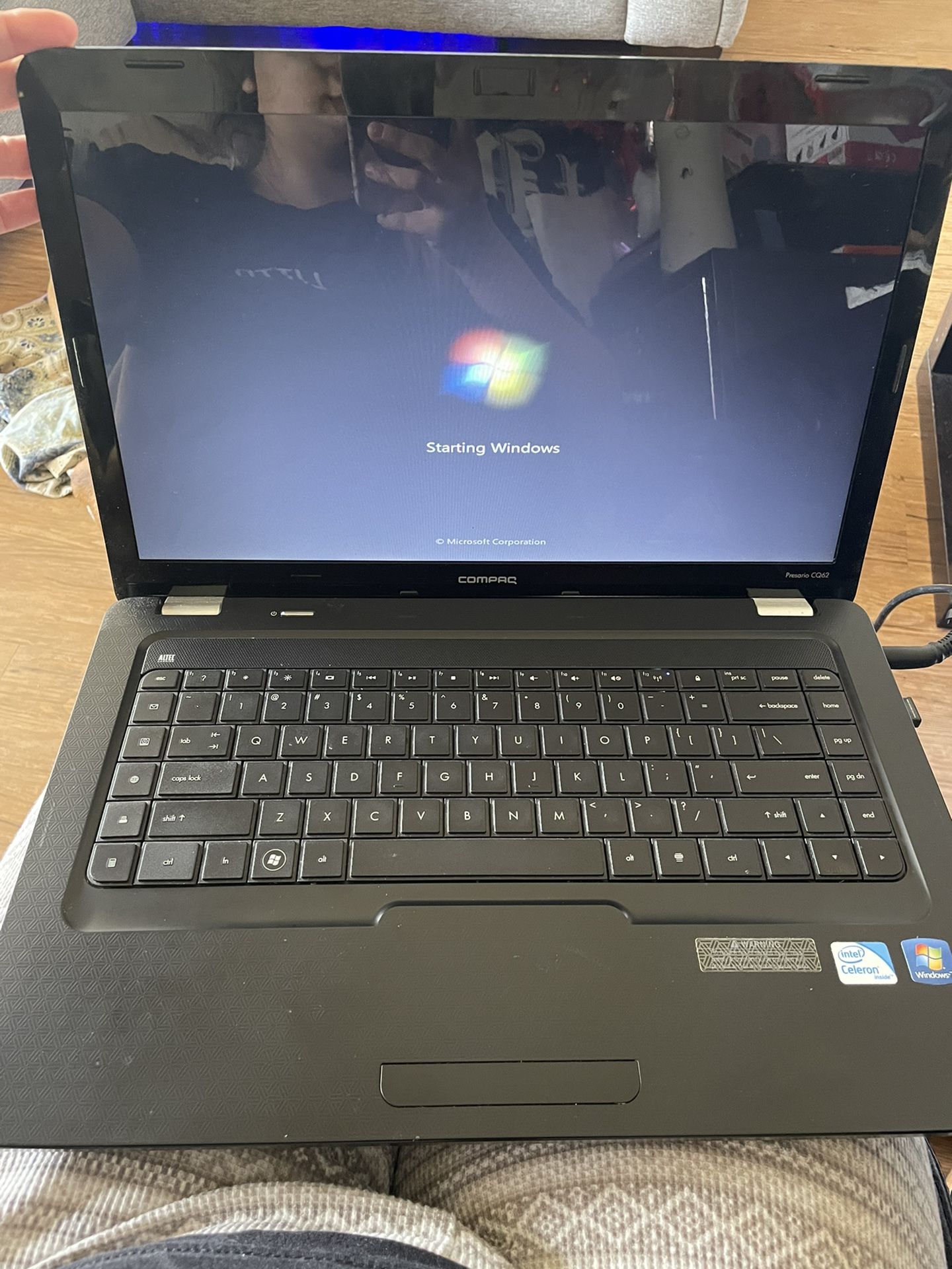 Compac Windows 7 Laptop