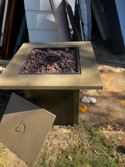 Outdoor Propane Fire Pit Table with Lava Rocks