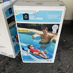 Pool Lounge Float