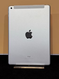 iPad 6th Gen 32GB LTE