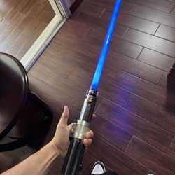 Anakin EP3 lightsaber 