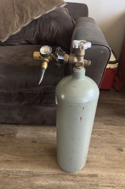 helium tank