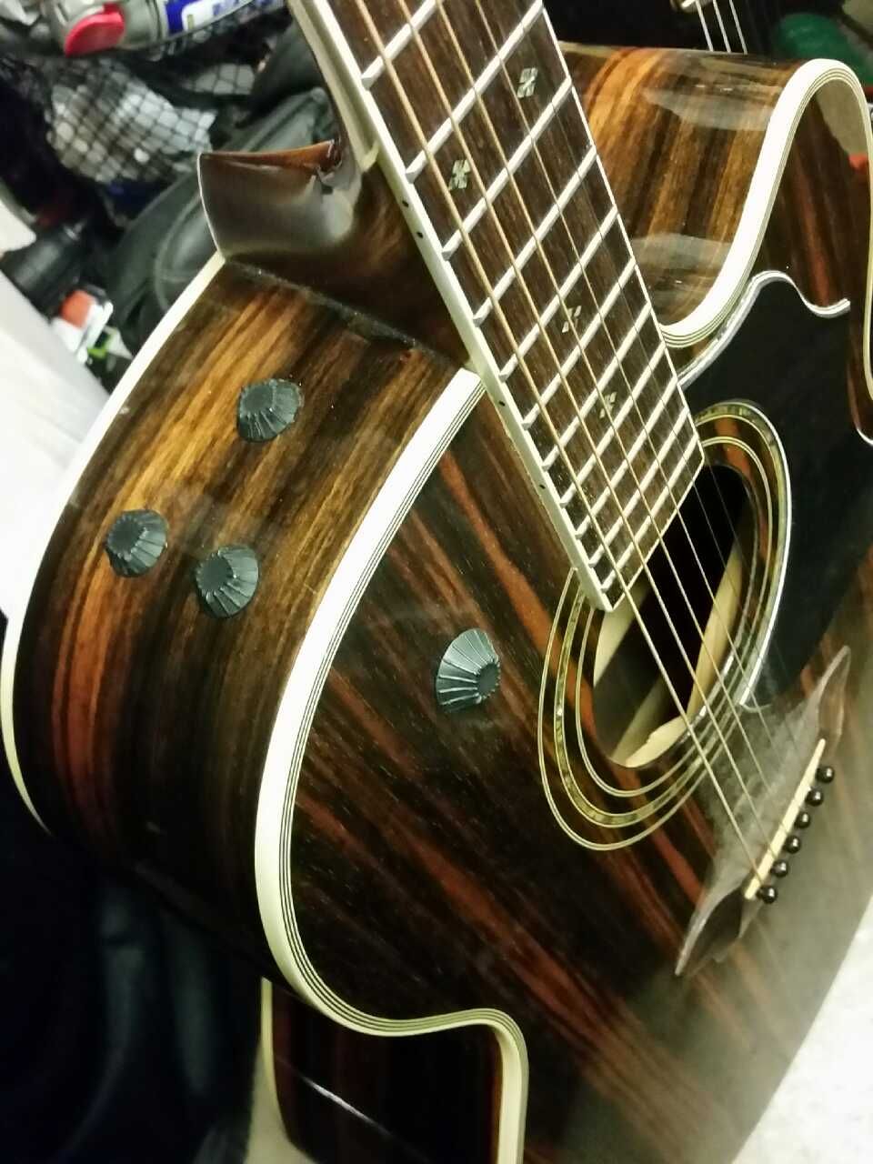 Washburn j28sce jumbo acoustic-electric guitar