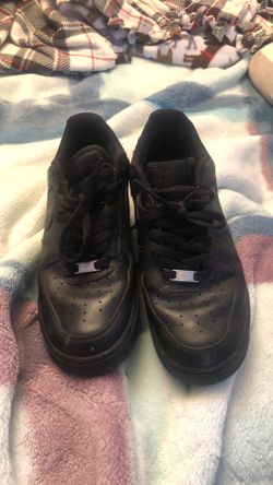 Black Air Forces 10 in a half’s