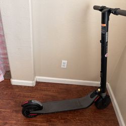 Ninebot KickScooter ES Series