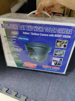Balljoint color day and night camera