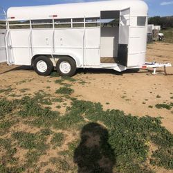4 HORSE / LIVESTOCK TRAILER,LIGHTS,TIRES  ‘& FLOOR  TAGS JUST PAID