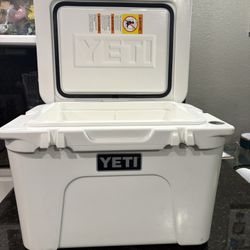 YETI 35 Cooler