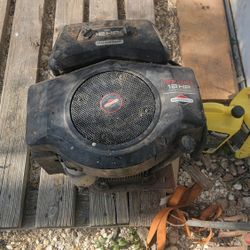 Lawnmower Engine 
