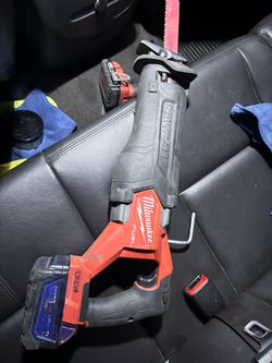 18 volt Milwaukee sawzall