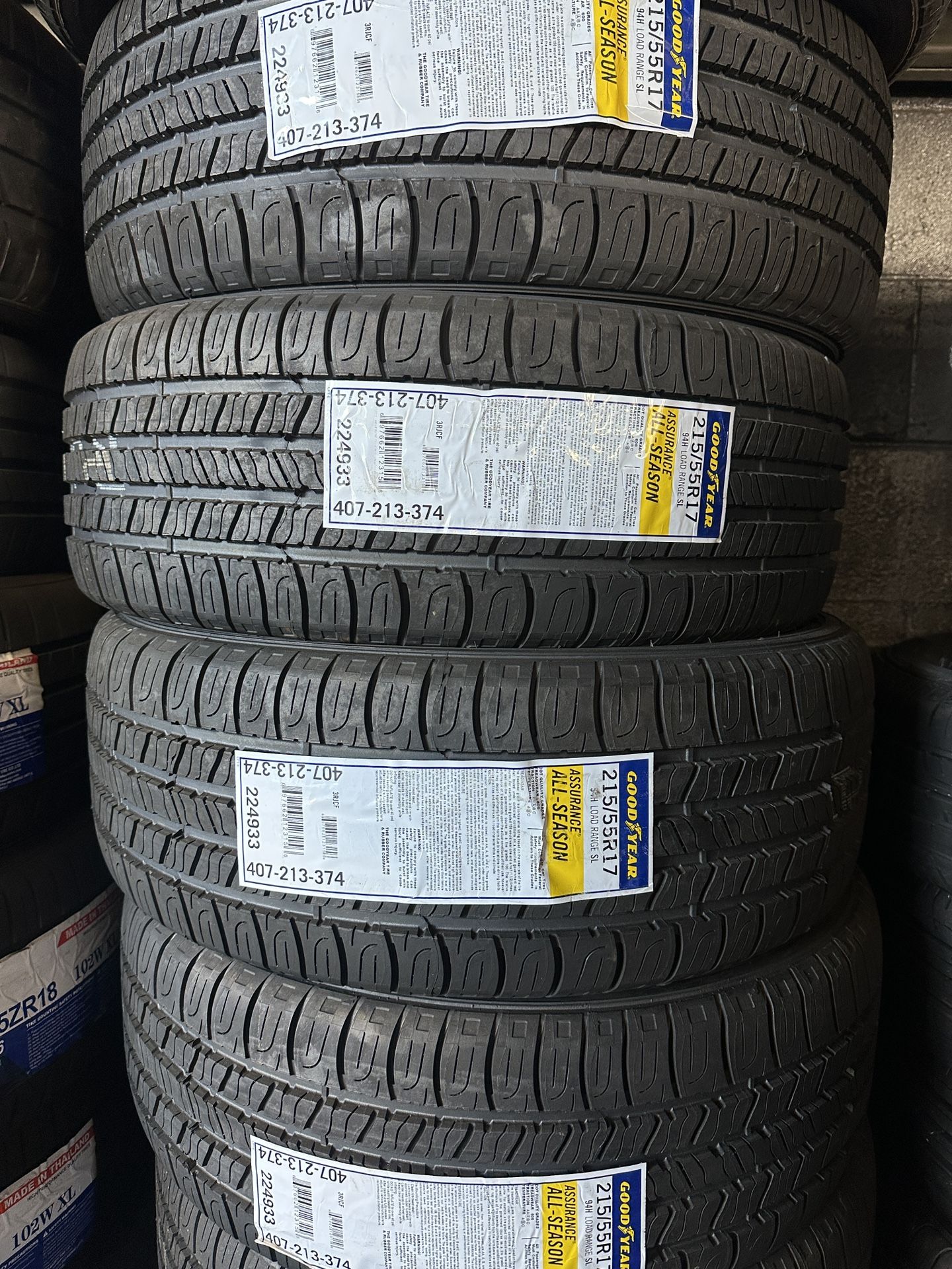 Set 215/55/17 Goodyear Brand New Installed And Balanced