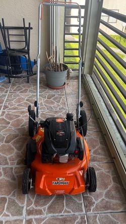 Yardmax YG1650 Walk-Behind Gas Lawn Mower