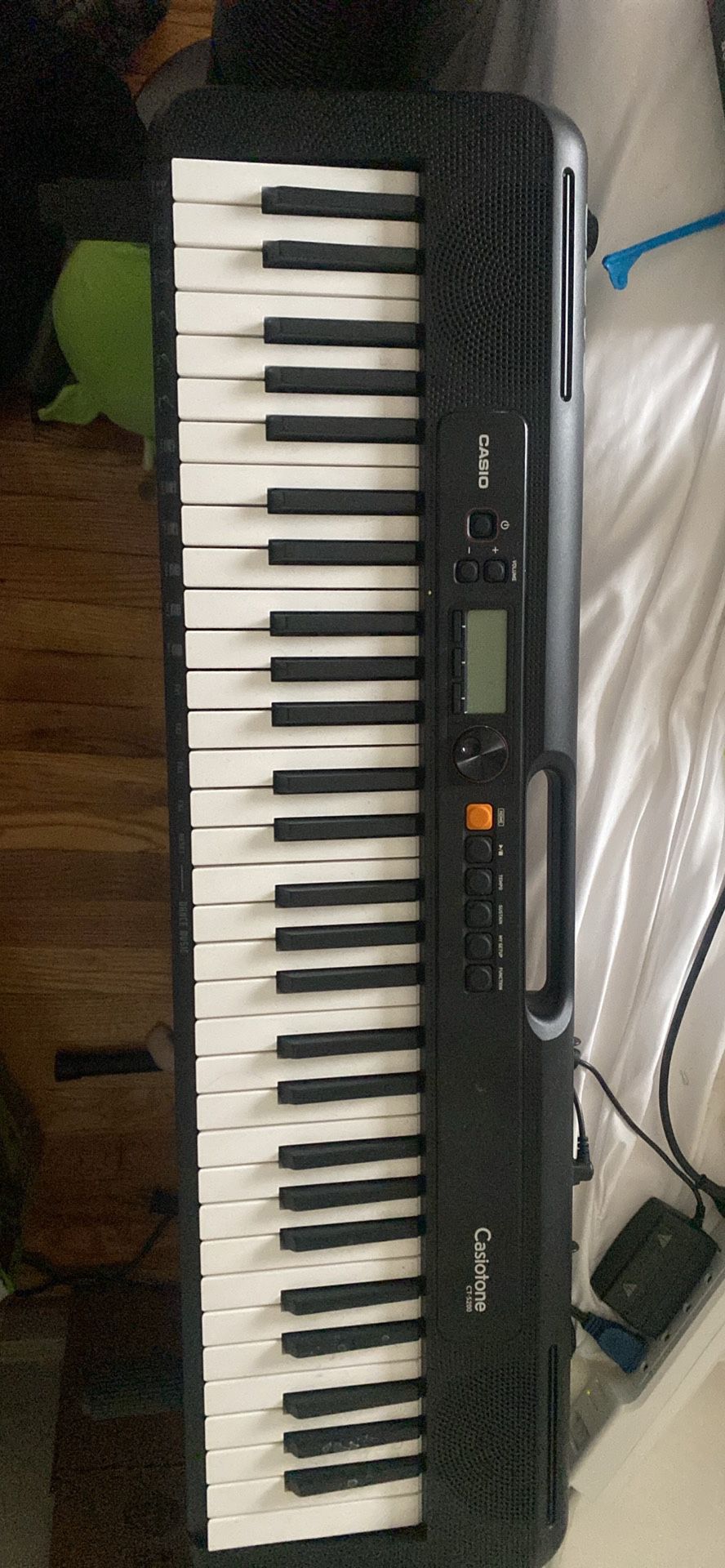 Casiotone keyboard with stand 