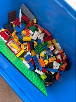 LEGO Deluxe Brick Box